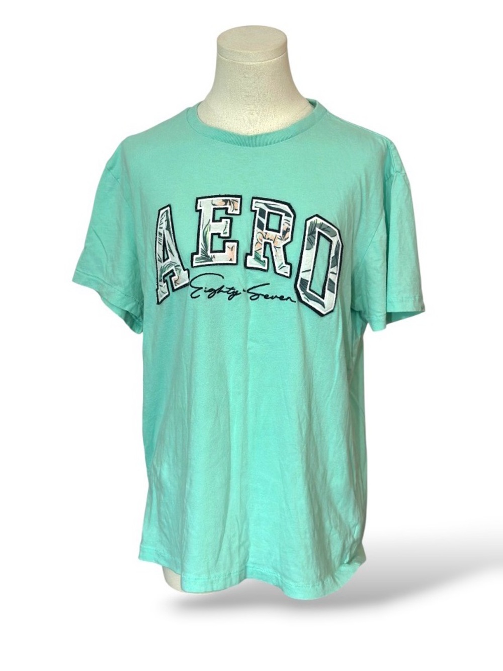 Aéropostale "Aero Eighty‎ Seven" Appliqué Graphic Tee Mint Green woman’s size M